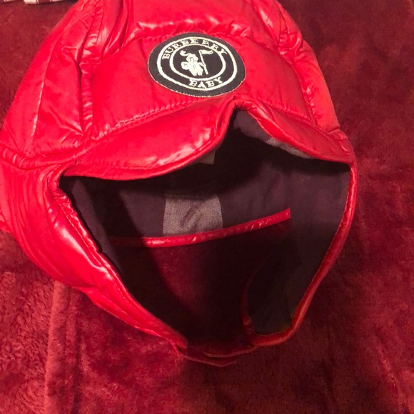 Burberry Baby Red hat - Picture 4 of 4